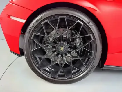 Photo 22 Lamborghini Huracan  STO 5.2 V10 640 RWD LDF7