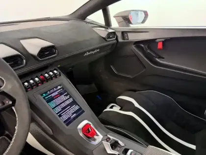 Photo 12 Lamborghini Huracan  STO 5.2 V10 640 RWD LDF7