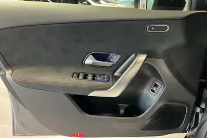 Photo 21 Mercedes Classe A  250 e Hybrid EQ 8G-DCT