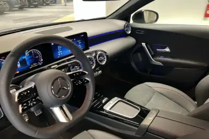 Photo 23 Mercedes Classe A  250 e Hybrid EQ 8G-DCT