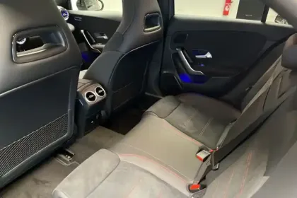 Photo 24 Mercedes Classe A  250 e Hybrid EQ 8G-DCT