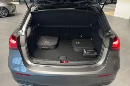 Photo 8 Mercedes Classe A  250 e Hybrid EQ 8G-DCT