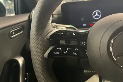 Photo 19 Mercedes Classe A  250 e Hybrid EQ 8G-DCT