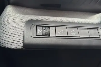 Photo 19 Citroën C3  Hybride 110 ch e-DCS6