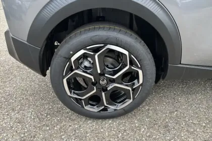 Photo 12 Citroën C3  Hybride 110 ch e-DCS6