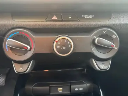 Photo 21 Kia Rio  1.2 DPi 84ch BVM5