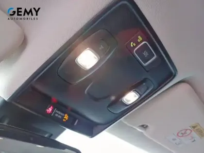 Photo 18 Renault Captur  TCe 140 EDC