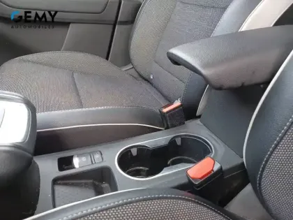 Photo 17 Renault Captur  TCe 140 EDC