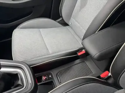 Photo 29 Renault Clio  TCe 90 ch GSR2