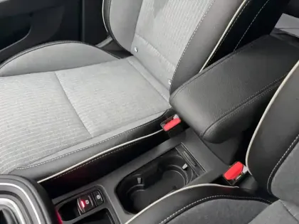 Photo 30 Renault Clio  TCe 90 ch GSR2