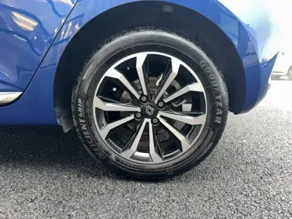 Photo 6 Renault Clio  TCe 90 ch GSR2