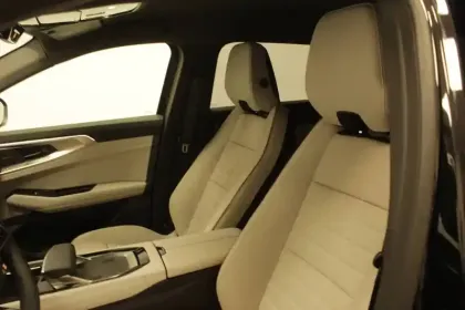 Photo 2 Renault Espace  E-Tech full hybrid 200 GSR2