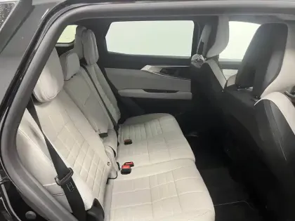 Photo 24 Renault Espace  E-Tech full hybrid 200 GSR2