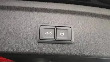 Photo 8 Audi A3  Sportback TFSI e Hybride rechargeable 204 S tronic 6