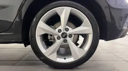 Photo 13 Audi A3  Sportback TFSI e Hybride rechargeable 204 S tronic 6