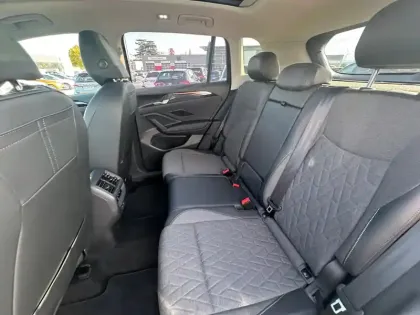 Photo 16 Volkswagen Tiguan  2.0 TDI 150ch DSG7