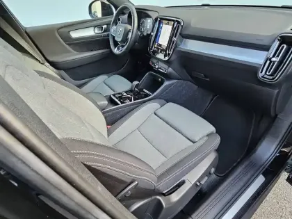 Photo 5 Volvo Xc40  T4 Recharge 129+82 ch DCT7