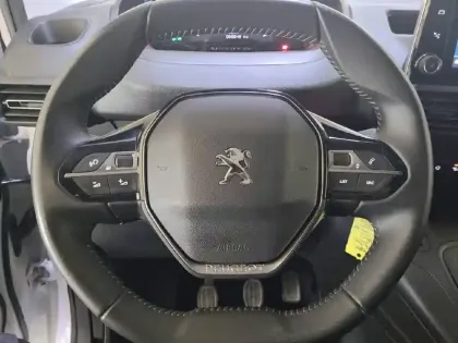 Photo 8 Peugeot Partner  FOURGON M 950 KG BLUEHDI 100 S&S BVM6