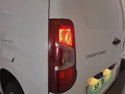 Photo 15 Peugeot Partner  FOURGON M 950 KG BLUEHDI 100 S&S BVM6