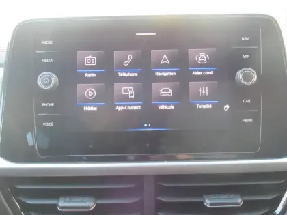 Photo 17 Volkswagen T-roc  1.0 TSI 116 Start/Stop BVM6