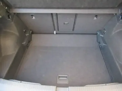 Photo 48 Volkswagen T-roc  1.0 TSI 116 Start/Stop BVM6