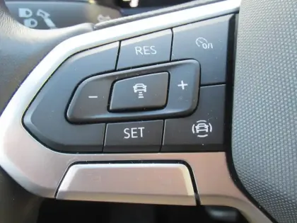 Photo 65 Volkswagen T-roc  1.0 TSI 116 Start/Stop BVM6