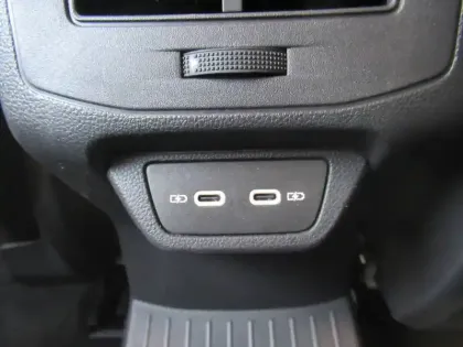 Photo 54 Volkswagen T-roc  1.0 TSI 116 Start/Stop BVM6