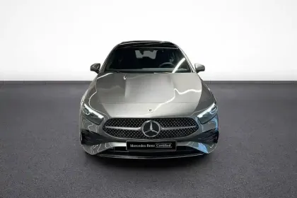 Photo 1 Mercedes Classe A  250 e Hybrid EQ 8G-DCT