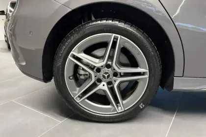 Photo 13 Mercedes Classe A  250 e Hybrid EQ 8G-DCT