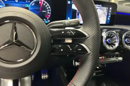 Photo 18 Mercedes Classe A  250 e Hybrid EQ 8G-DCT