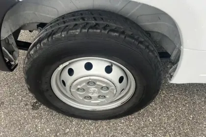 Photo 13 Peugeot Boxer  TOLE 435 L3H2 BLUEHDI 140 S&S