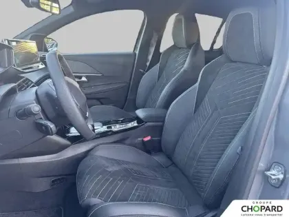 Photo 10 Peugeot 208  Electrique 54 kWh 156ch