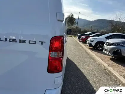 Photo 22 Peugeot Expert  FGN M BLUEHDI 145 S&S EAT8