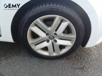 Photo 11 Renault Clio  SOCIETE BLUE DCI 100 - 21N