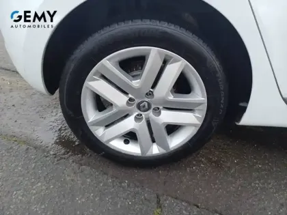 Photo 12 Renault Clio  SOCIETE BLUE DCI 100 - 21N