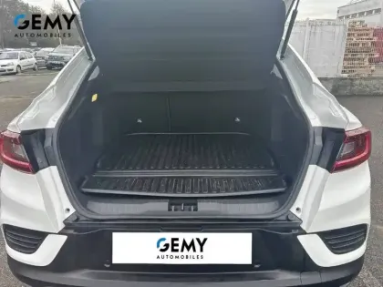 Photo 5 Renault Arkana  E-Tech 145