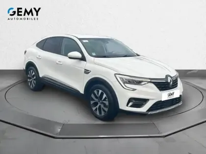 Photo 24 Renault Arkana  E-Tech 145