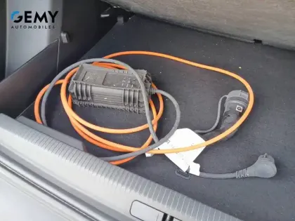 Photo 16 Peugeot 2008  Electrique 136 ch