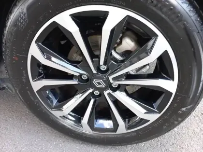 Photo 6 Renault Clio  E-Tech full hybrid 145 ch GSR2