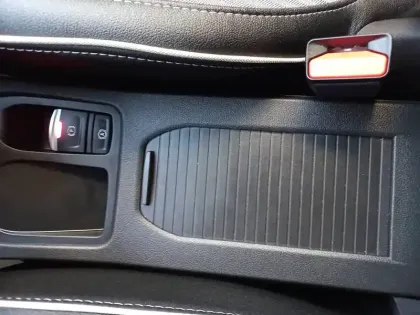 Photo 136 Renault Clio  E-Tech full hybrid 145 ch GSR2