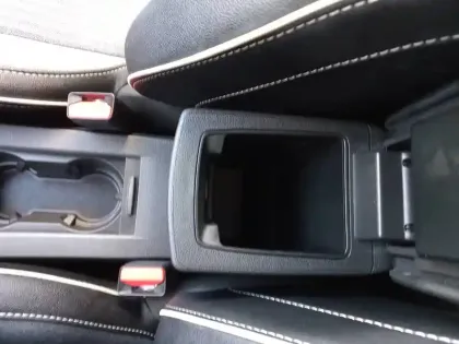 Photo 33 Renault Clio  E-Tech full hybrid 145 ch GSR2