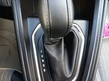 Photo 28 Renault Clio  E-Tech full hybrid 145 ch GSR2