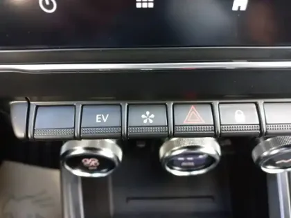 Photo 25 Renault Clio  E-Tech full hybrid 145 ch GSR2