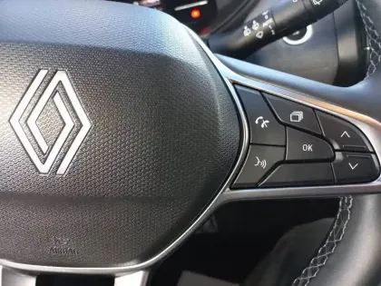 Photo 34 Renault Clio  E-Tech full hybrid 145 ch GSR2