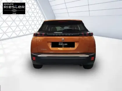 Photo 4 Peugeot 2008  PureTech 100 S&S BVM6