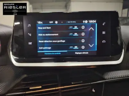 Photo 25 Peugeot 2008  PureTech 100 S&S BVM6