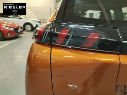 Photo 16 Peugeot 2008  PureTech 100 S&S BVM6