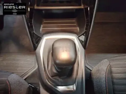 Photo 13 Peugeot 2008  PureTech 100 S&S BVM6