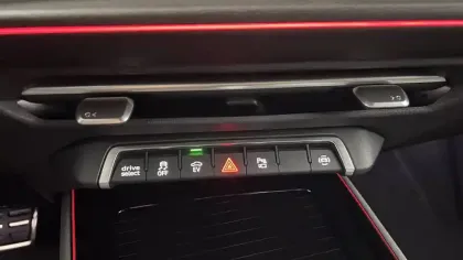 Photo 136 Audi Q3  e-hybrid 272 ch S tronic 6