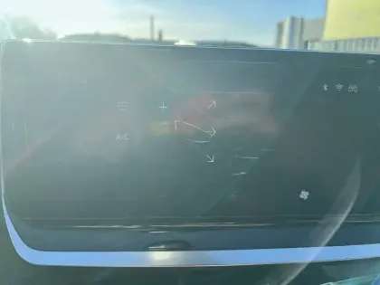 Photo 13 Peugeot 208  PureTech 100 S&S BVM6